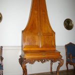 Pyramidenflugel upright piano