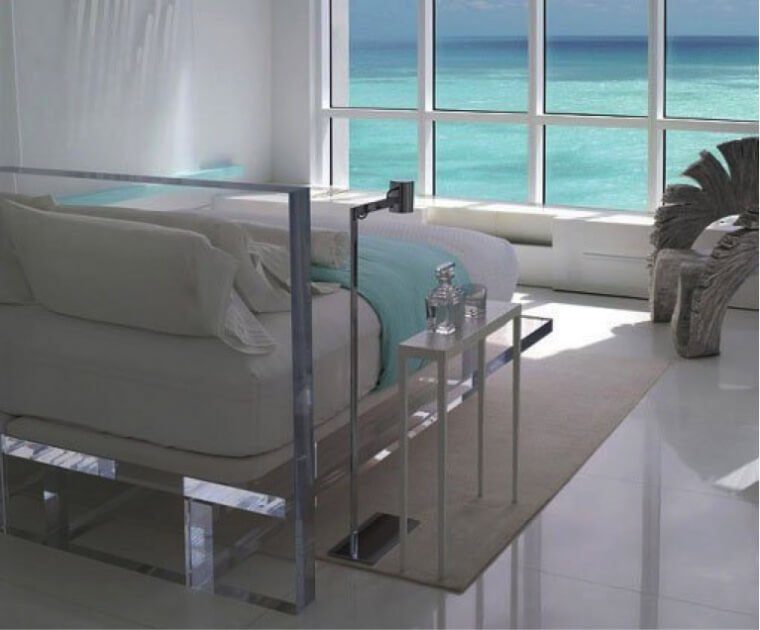 A Clear Choice – Transparent Pianos A Clear Choice – Transparent Pianos