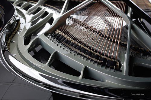 boganyi piano inside